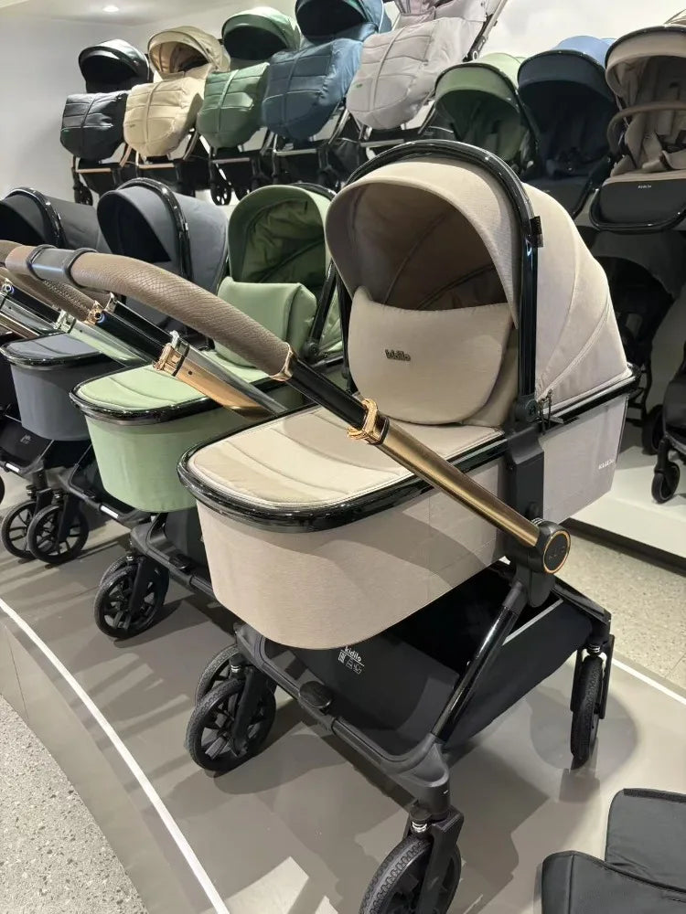 3-in-1 Pram/Stroller, Car Seat and Pushchair with complimentary a Changing Bag