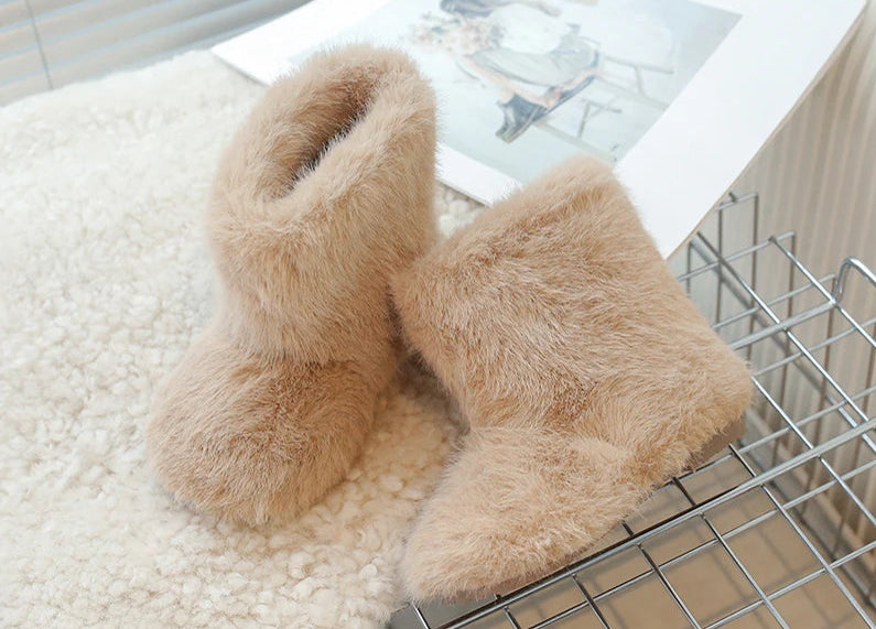 Apparel Collection, Luxury Fur Boot