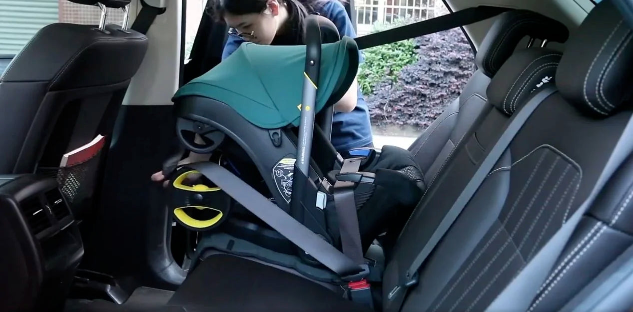 Baby Travel Stroller 3 in 1 With Car Seat/ Foldable Pram