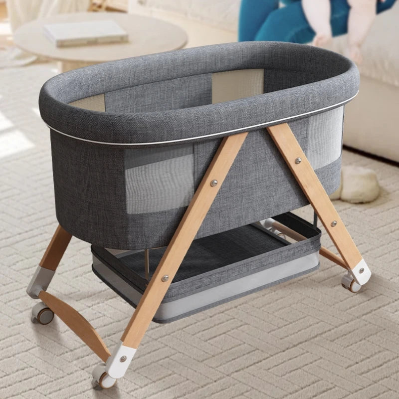 Multifunctional Wooden Baby Bassinet /Crib