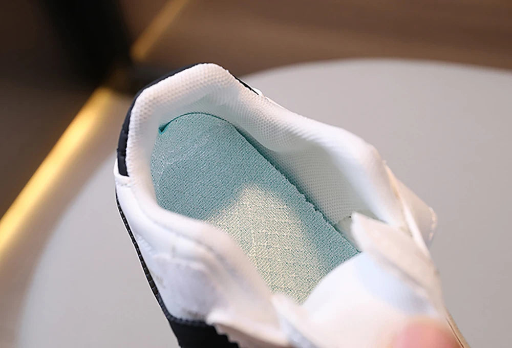 Apparel Collection, Making an impression, Childs Sneakers