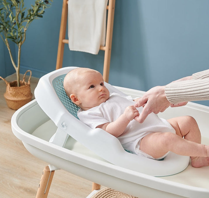 Nordic Simple Design Baby Care Table
