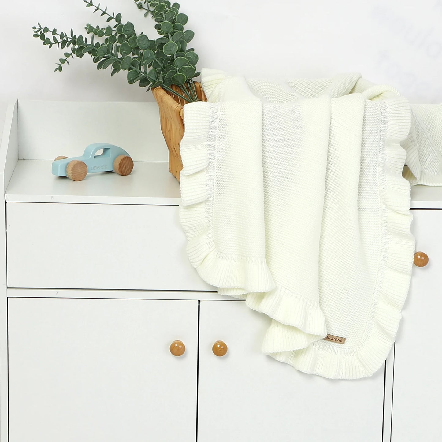 Nursery Collection 2025, Adorable knitted ruffled blanket